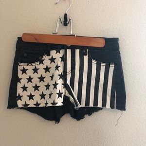 Black forever 21 jean shorts